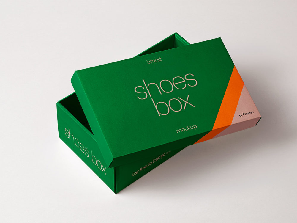Free shoe box mockup in PSD