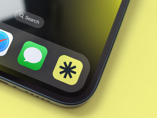 iOS App Icon/Logo Mockup on iPhone Screen